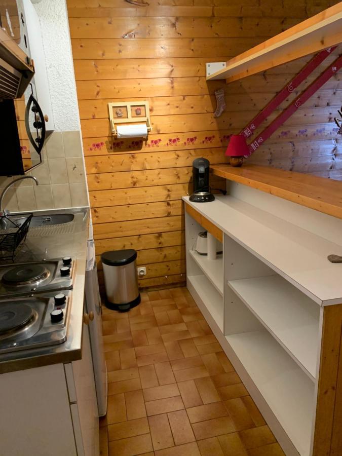 155 Piste Dans Mon Canape Châtel Exteriör bild